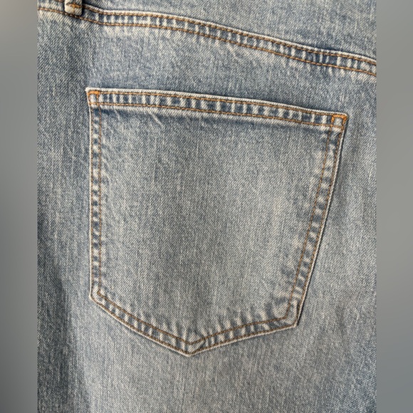 NWT Ann Taylor Loft Women Lt Blue Jeans Kick Crop Curvy High Rise Raw Edge 36/12 - Picture 6 of 10